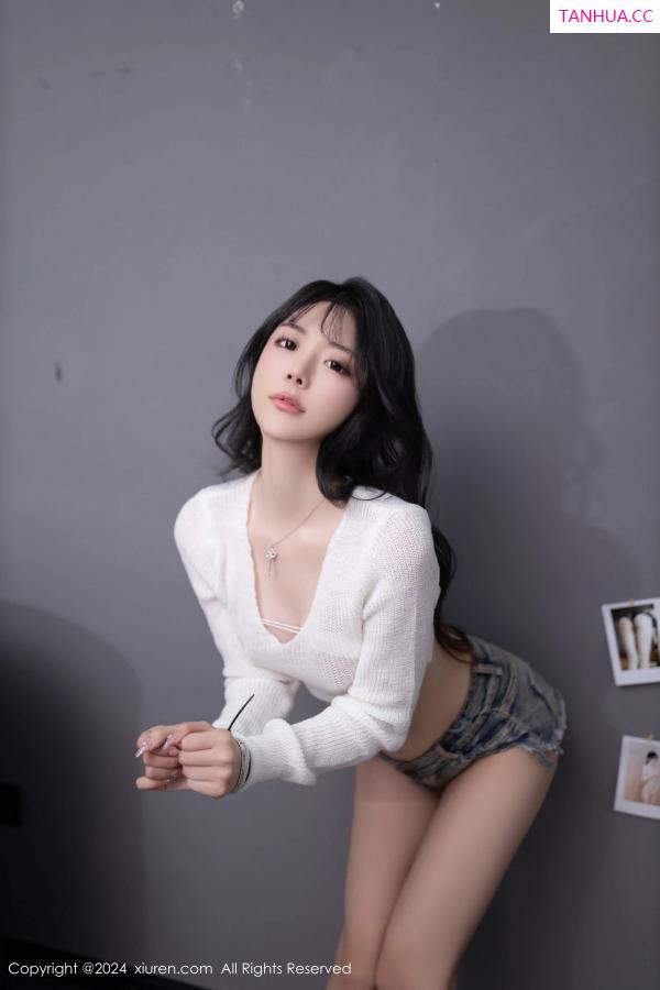   [XiuRen]高清写真图 2024.04.26 No.8458 幼幼 美臀性感第10张图片